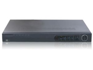IP-видеорегистратор HikVision DS-7608NI-SE/P